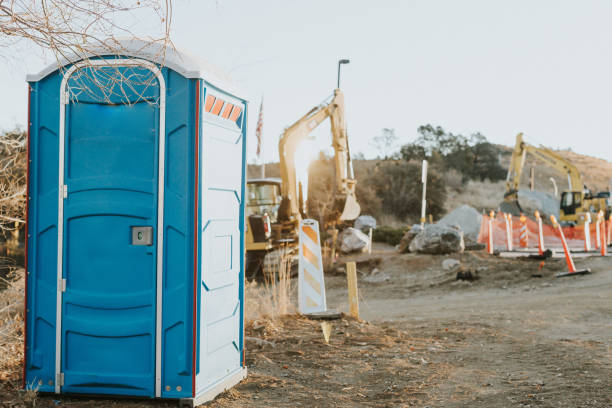 Portable Toilet Options We Offer in Creve Coeur, MO
